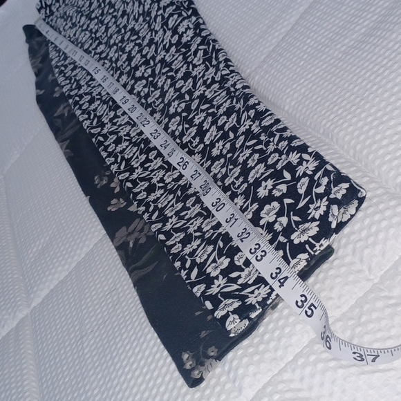 ☀️Bundle of 2 - Old Navy Floral Print Leggings - Picture 11 of 11